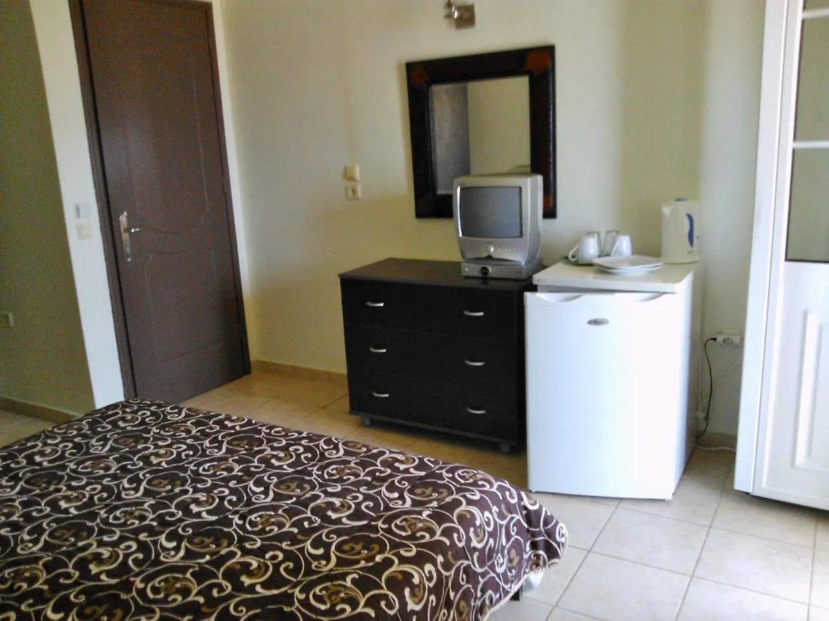 Aparthotel Niriides Apartments Asos
